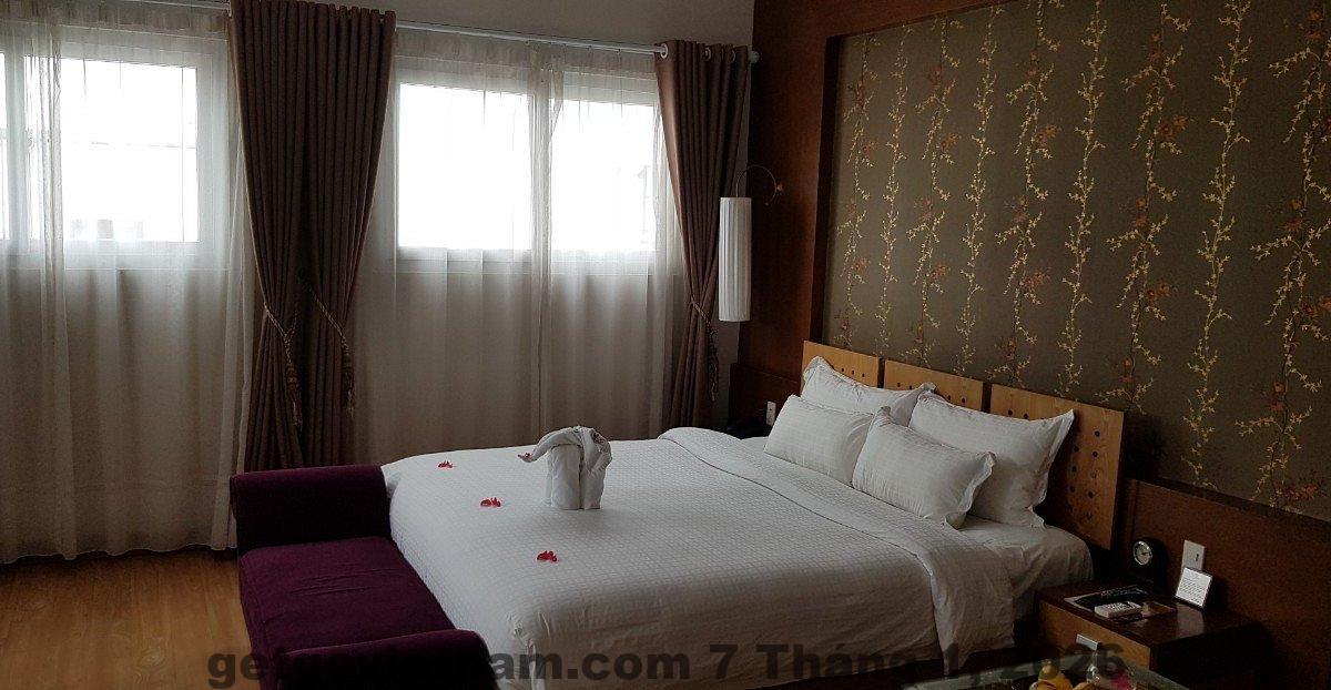 Phòng nghỉ tiêu chuẩn tại Eliana Ruby Hotel & Travel với thiết kế boutique