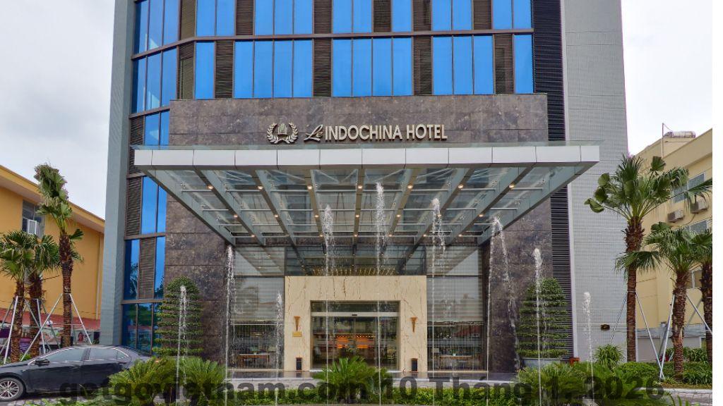 Phòng nghỉ Indochina Airport Hotel với nội thất đơn giản, giường ngủ tiêu chuẩn cho khách nghỉ qua đêm