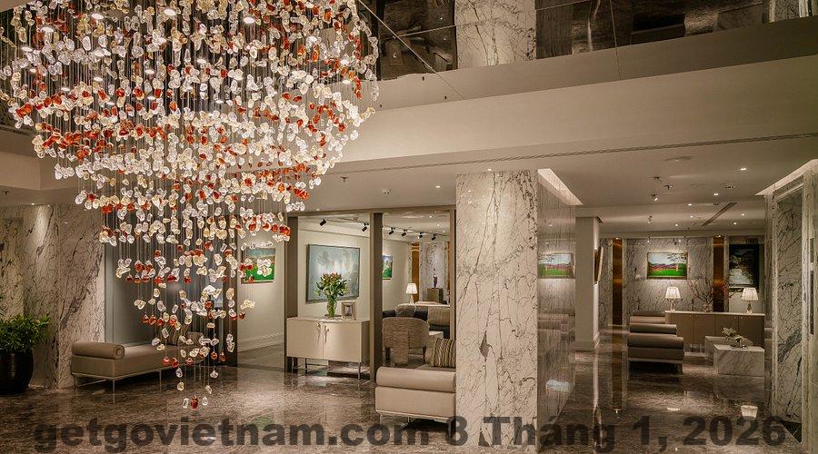 Các bữa ăn sáng tại khách sạn có thể cải thiện về sự đa dạng, nhưng vẫn đáp ứng nhu cầu cơ bản của khách hàng.