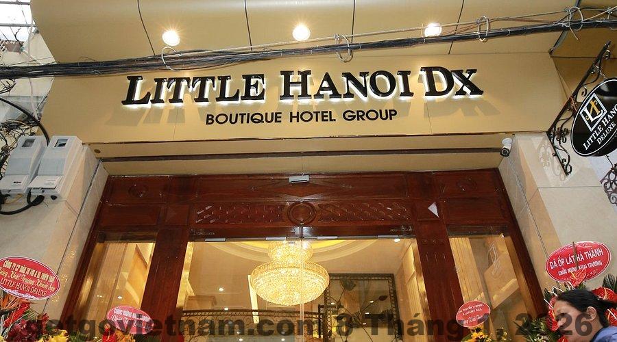 Khu vực ăn sáng đơn giản tại Little Hanoi Old Quarter Hostel