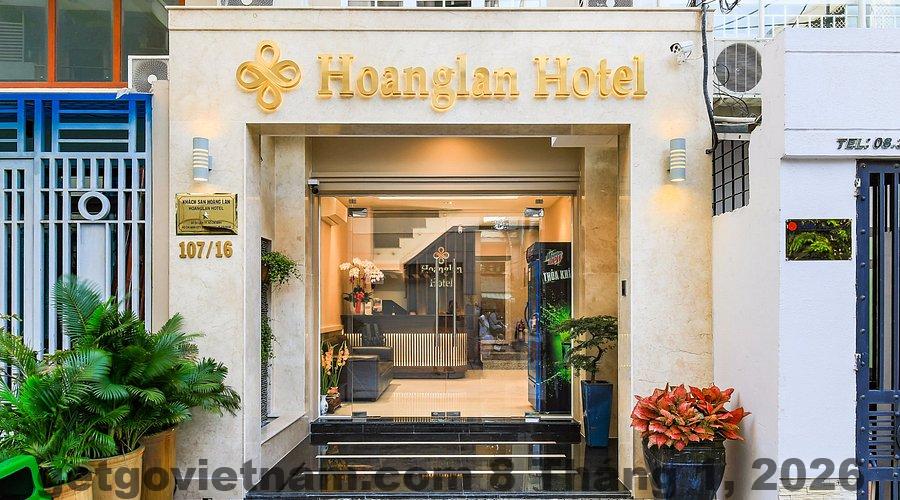 Khu vực sảnh lễ tân khách sạn Hoàng Gia 1 với không gian nhỏ gọn, gọn gàng