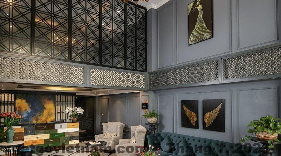 Khu vực lễ tân và sảnh chờ của La Selva Premium Hotel