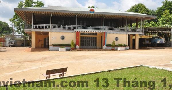 Nhân viên thân thiện, luôn sẵn sàng hỗ trợ du khách khi cần.