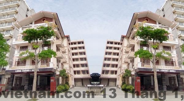 Bữa sáng buffet với các món ăn đơn giản, đủ dinh dưỡng nhưng chưa phong phú.