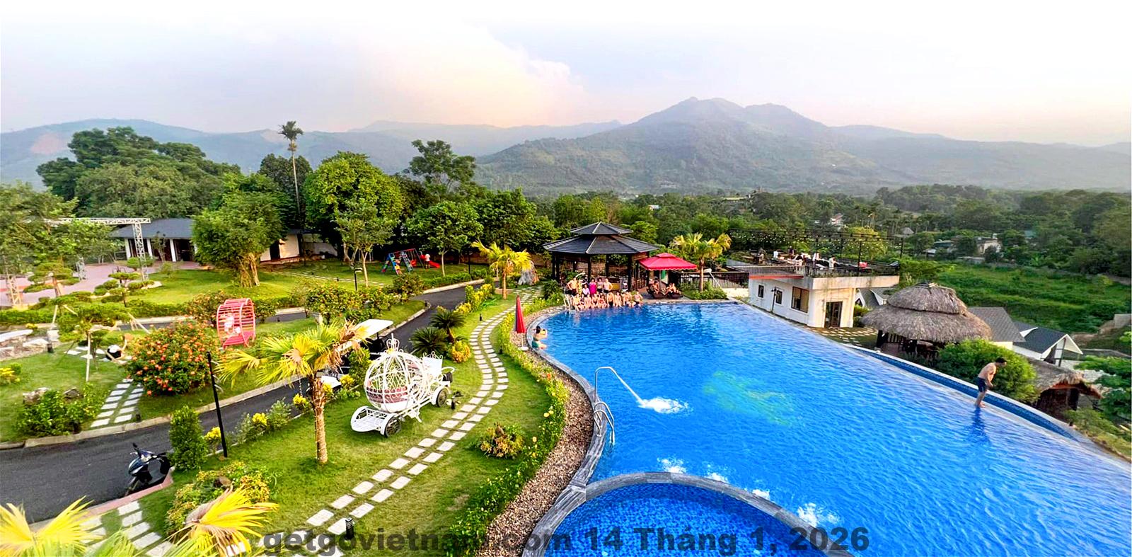 Biển Đông Complex Hotel Hòa Bình Review 2026: Có Đáng Ở Không? 6 Ẩm thực địa phương Hòa Bình gần Biển Đông Complex Hotel