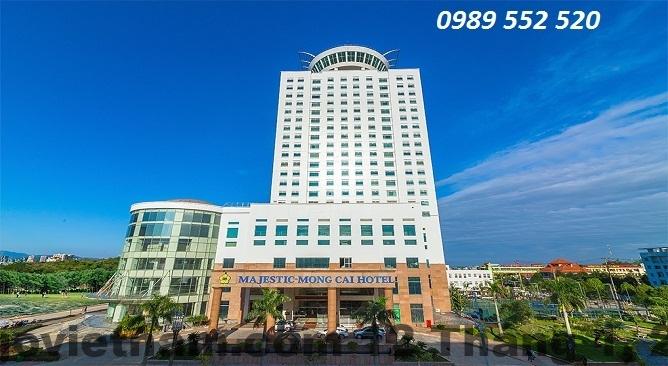 Bữa sáng tại Chu Gia Hotel với các món ăn Việt truyền thống