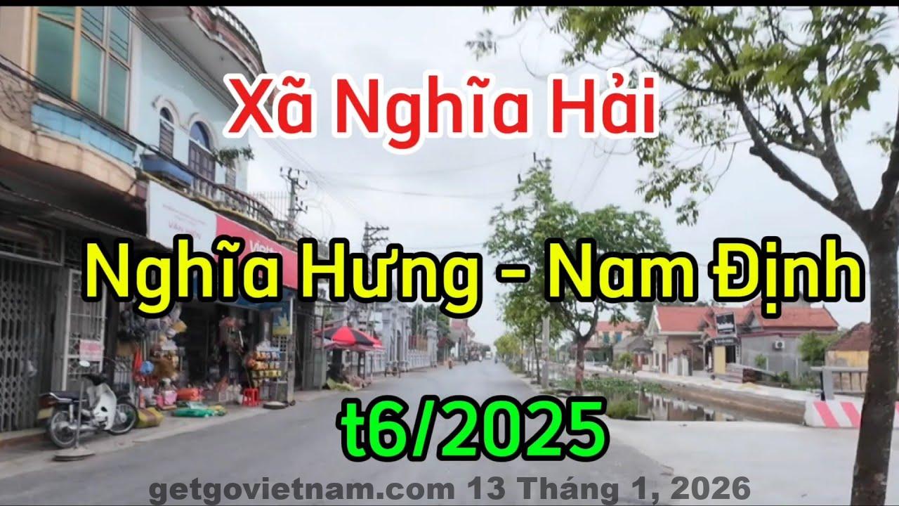 Nhân viên tại Mai Linh Hotel luôn nhiệt tình hỗ trợ khách hàng