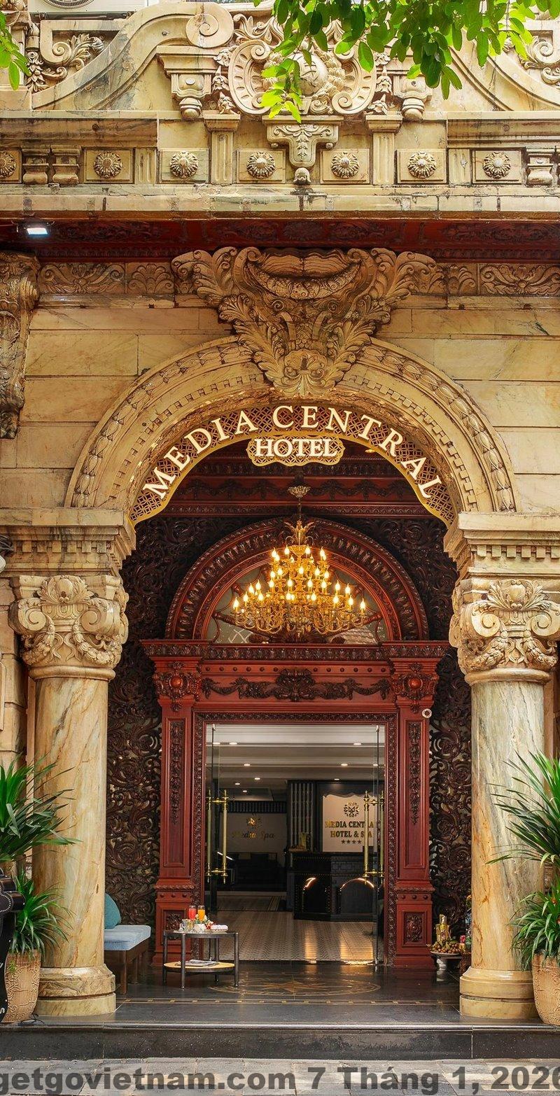Media Central Hanoi Hotel mặt tiền phố Hàng Bạc