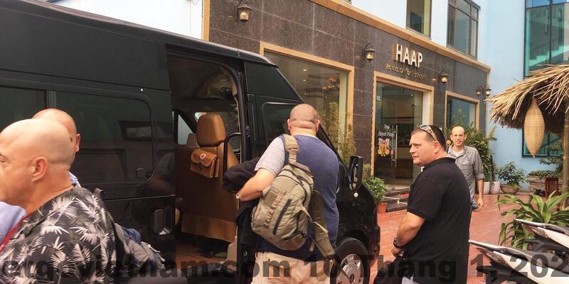 Khu vực lễ tân Haap Transit Hotel phục vụ 24/7 cho khách check-in muộn