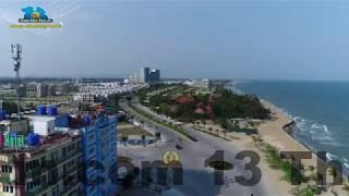 Nhân viên phục vụ tại Khách Sạn Phương Đông