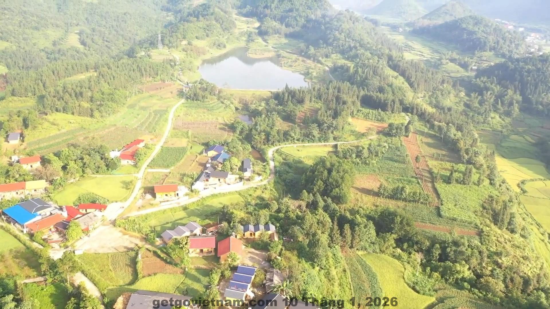 Một bữa sáng đậm chất miền núi với các món ăn đặc sản.