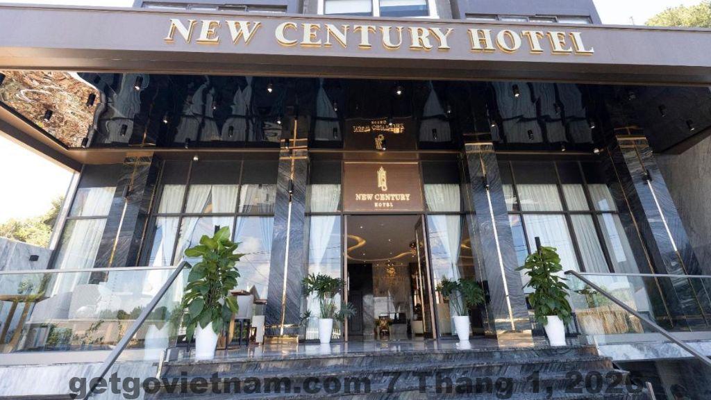 Quầy lễ tân New Century Hotel Cầu Giấy phục vụ chuyên nghiệp