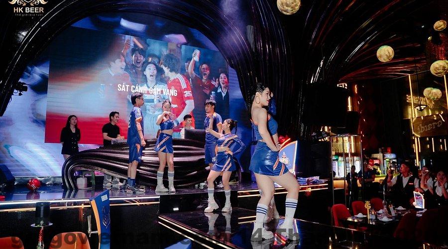 Hệ thống nhà hàng và quán ăn xung quanh khu Duy Tân – Trần Duy Hưng