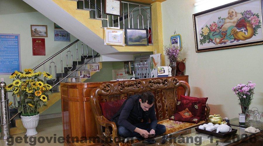 Phòng khách sạn HOTEL NÀ MẠ với không gian sạch sẽ