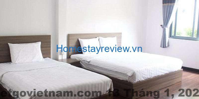 Bữa sáng đơn giản nhưng đầy đủ với món phở truyền thống.