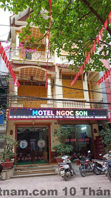 nha nghi ngoc son 90