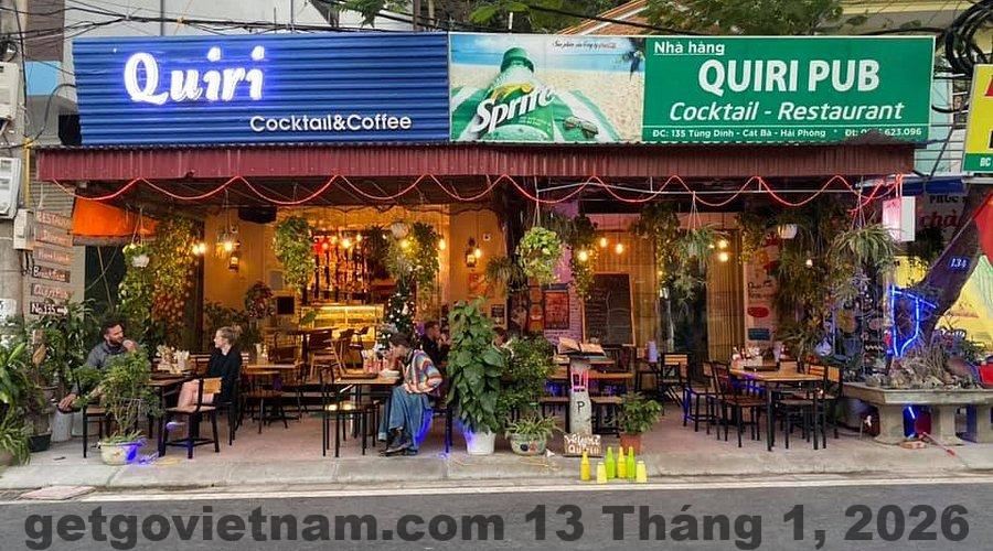 Tầm nhìn từ Quiri Hotel ra hồ, tạo cảm giác thư giãn và thoải mái cho du khách.