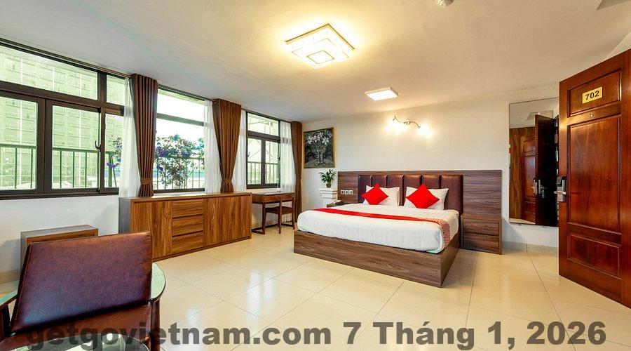 Quầy lễ tân Eden WestLake Hotel với phong cách phục vụ thân thiện