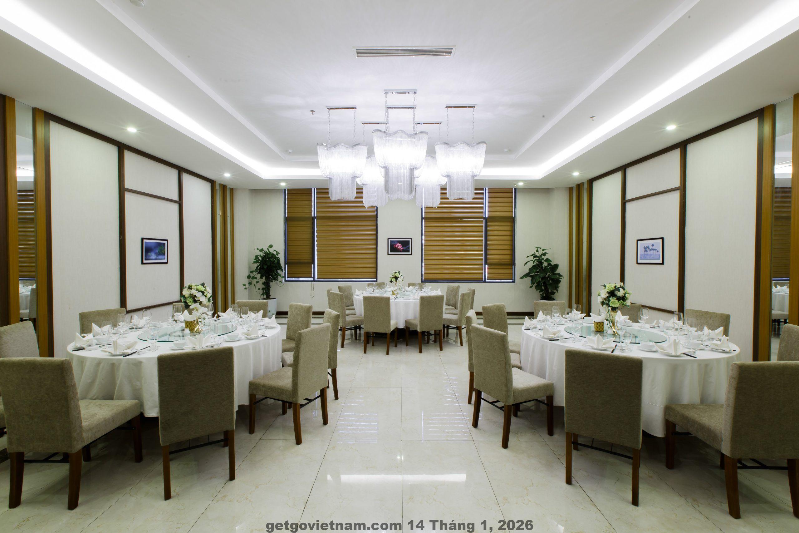 Khu vực nhà hàng và buffet sáng tại Mường Thanh Luxury Hà Nam