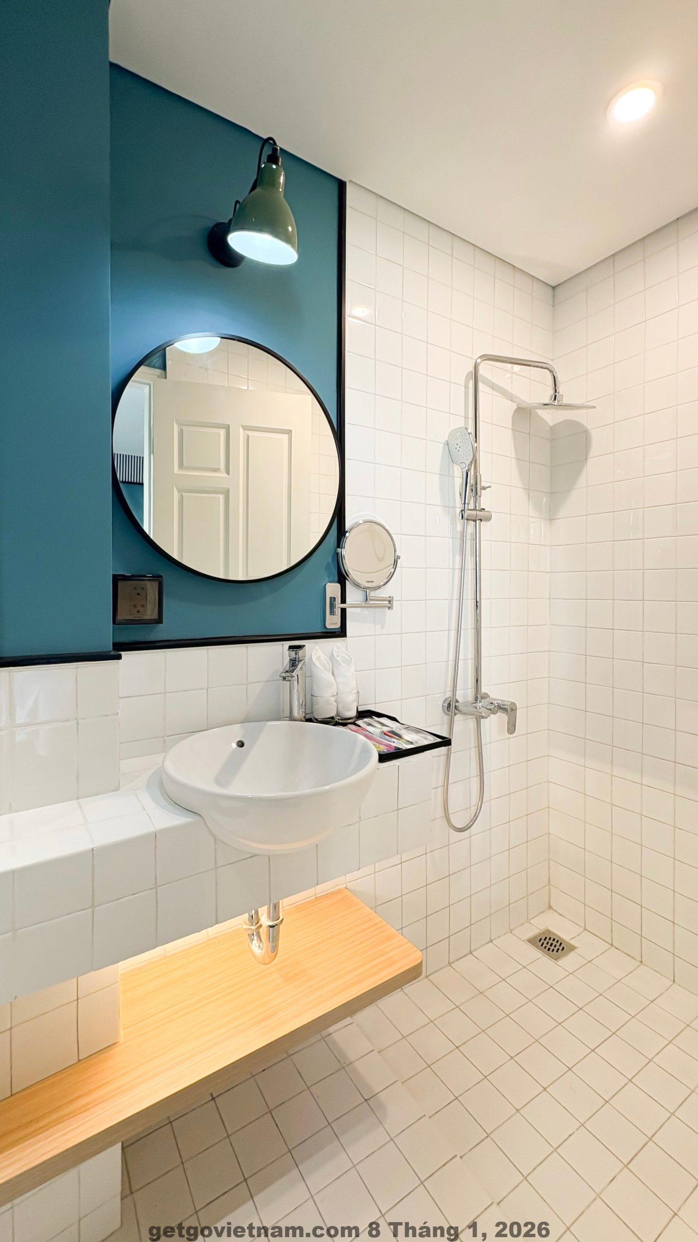 Khu vực ăn sáng tại A25 Hotel 130 Bà Triệu với thực đơn đơn giản