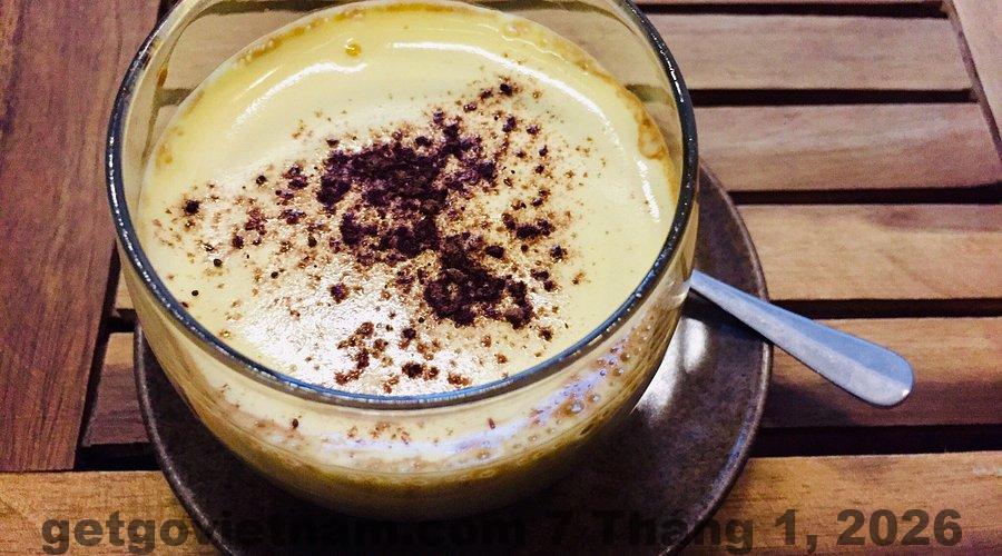 Khu vực ăn sáng nhỏ gọn tại khách sạn 7S Splendid Pearlight Hanoi Hotel