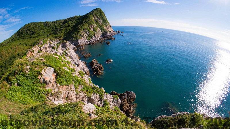 Bãi biển Quan Lạn – tiện ích chính nằm ngoài khách sạn