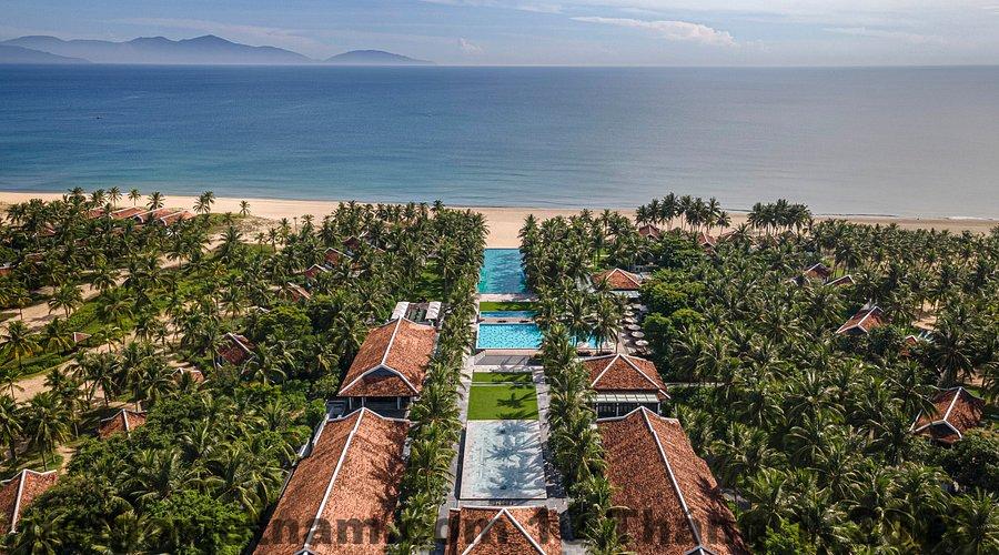 Khu vực xung quanh Khách Sạn Nam Sơn Đông Anh là khu dân cư, đường nhỏ, ít dịch vụ du lịch