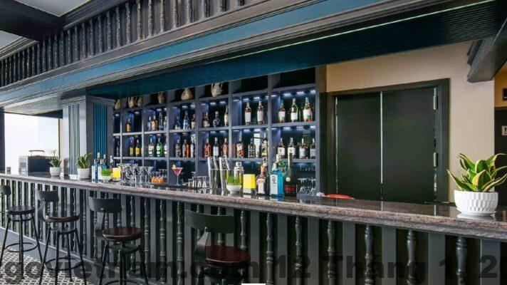 Không gian sinh hoạt chung tại DeLaSol Sapa Hotel với thiết kế ấm cúng