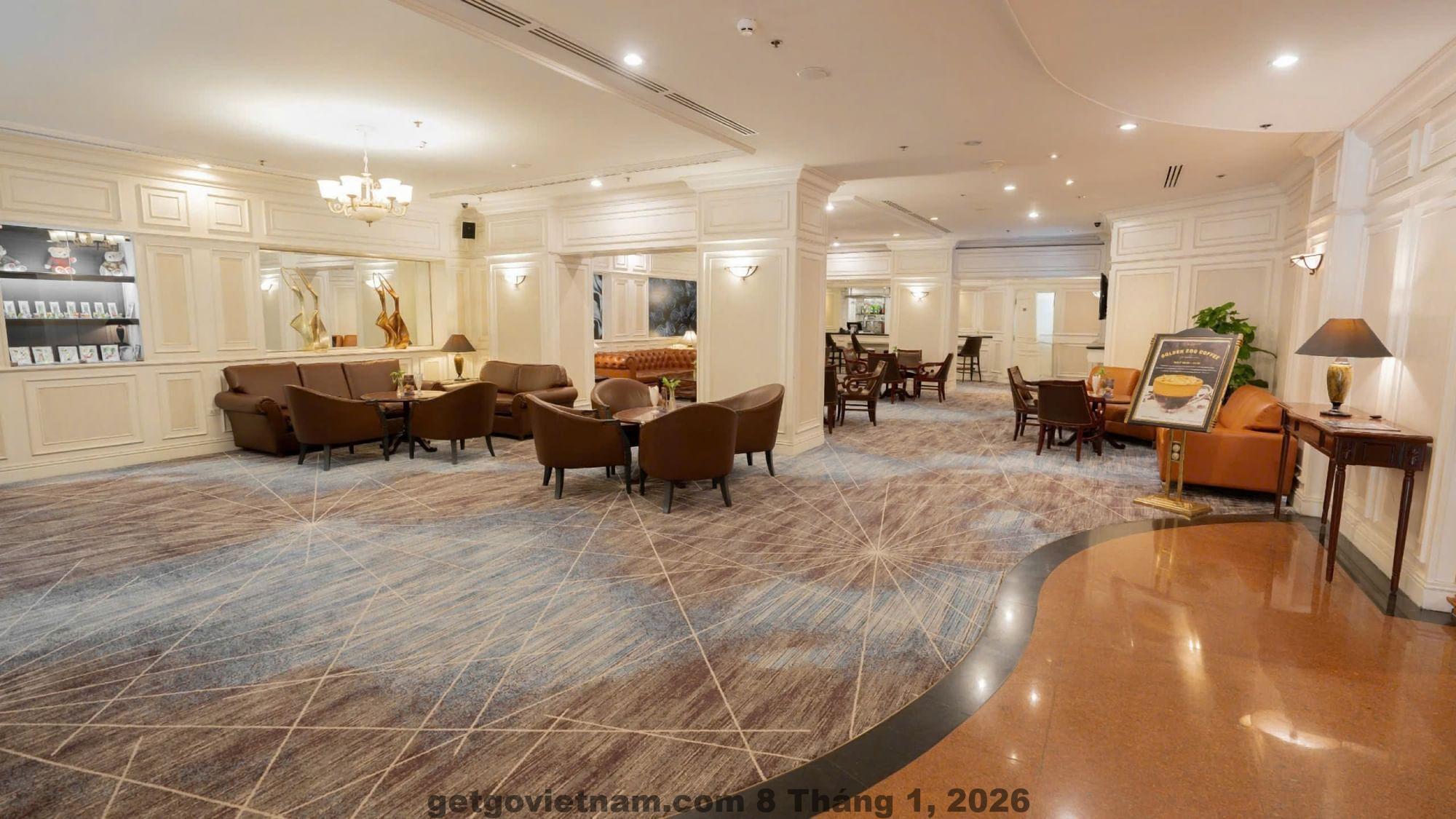 Khu vực nhà hàng và buffet sáng tại Khách sạn Sunway Hà Nội