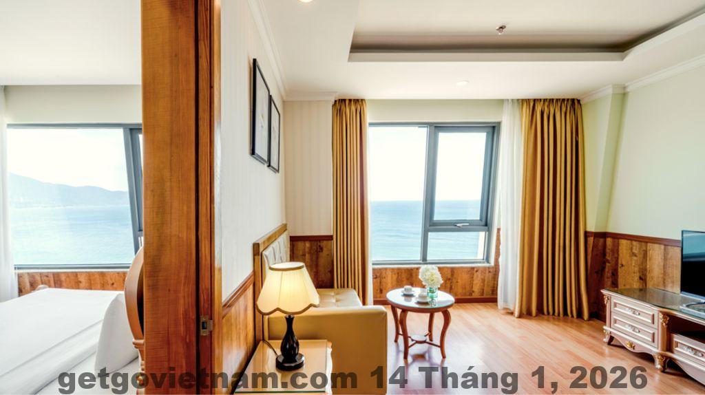 Không gian chung tại Serene Sea Beach Hotel Danang với thiết kế hiện đại