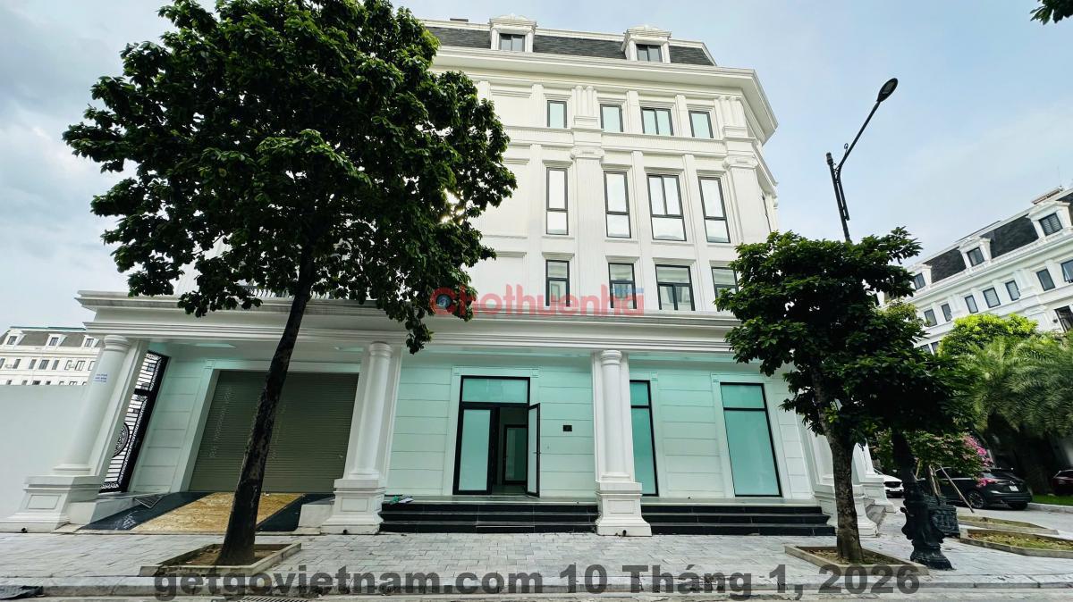 Nhân viên phục vụ nhiệt tình và thân thiện tại Nhà Nghỉ Trọ Thành Đô