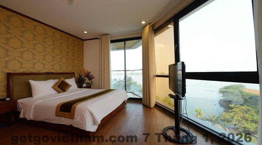 sunset westlake hanoi