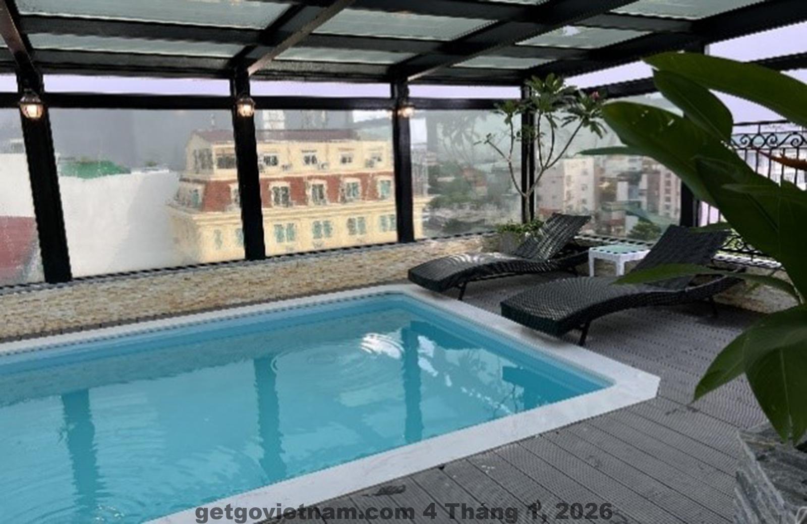 Hồ bơi tại Skylark Boutique Hotel Hà Nội