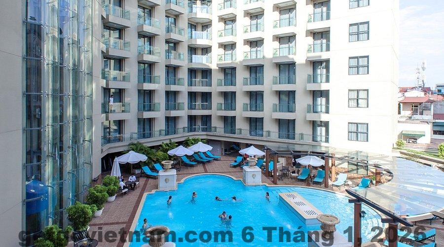 swimming pool army hotel