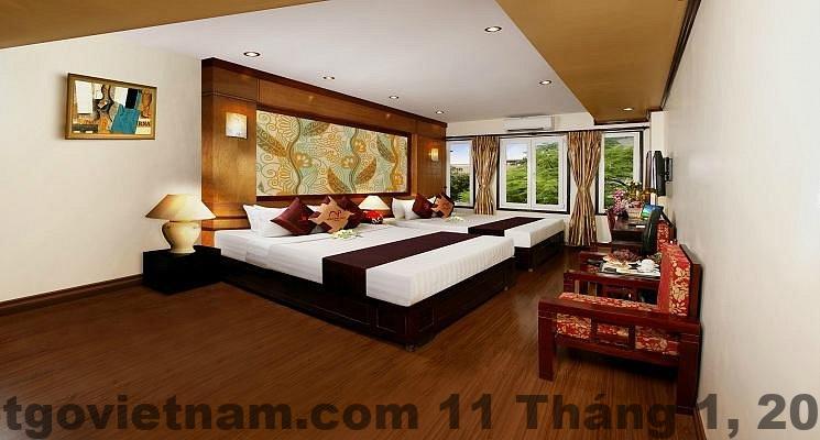 Khách Sạn Thái Sơn Lạng Sơn Review 2026: Có Đáng Ở Không? 2 Mặt tiền Khách Sạn Thái Sơn Lạng Sơn với quy mô lớn, phong cách truyền thống