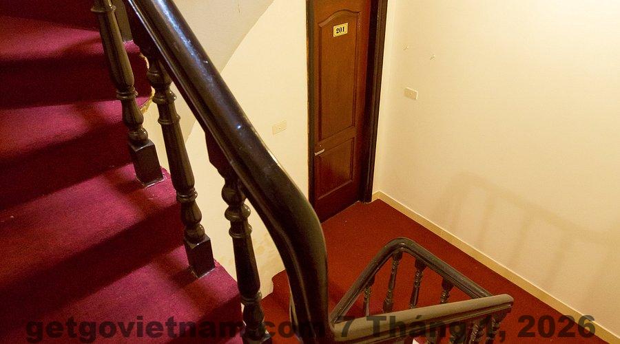 Đánh giá The Queen Hotel & Spa 2 Hà Nội 2026: Ở phố cổ cho người thực tế 1 the queen hotel spa 2