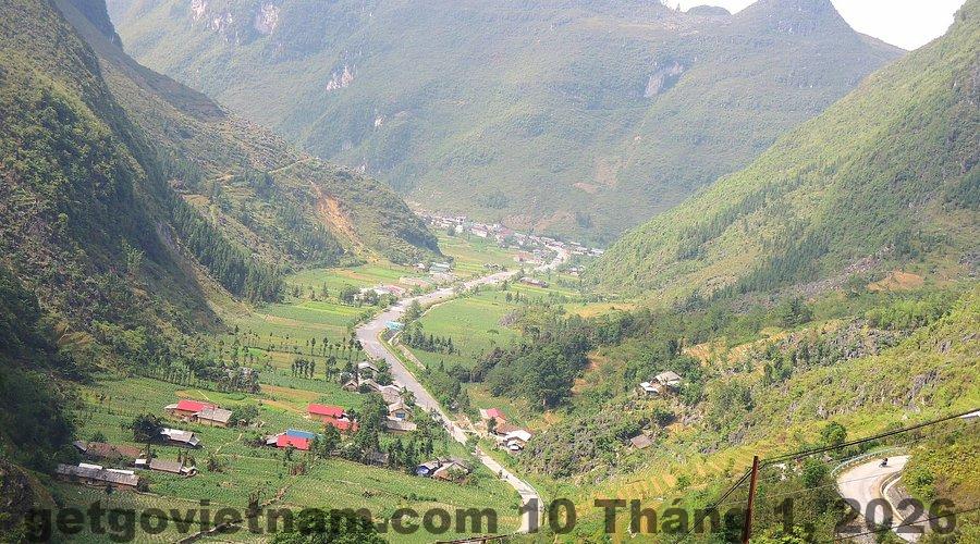 Một góc không gian ăn sáng tại Ha Giang Hill Hotel