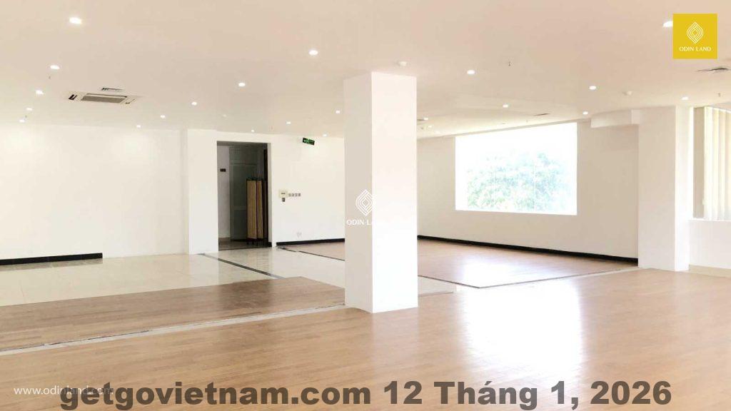 toa nha khach san cong doan quang ba 2