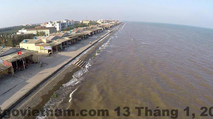 Phòng nghỉ tại khách sạn Quất Lâm – Thiết kế đơn giản, sạch sẽ.