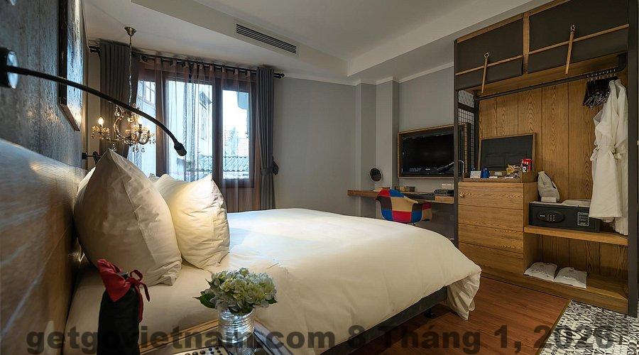 Phòng Trendy Deluxe tại Bespoke Trendy Hotel với thiết kế hiện đại và diện tích vừa phải
