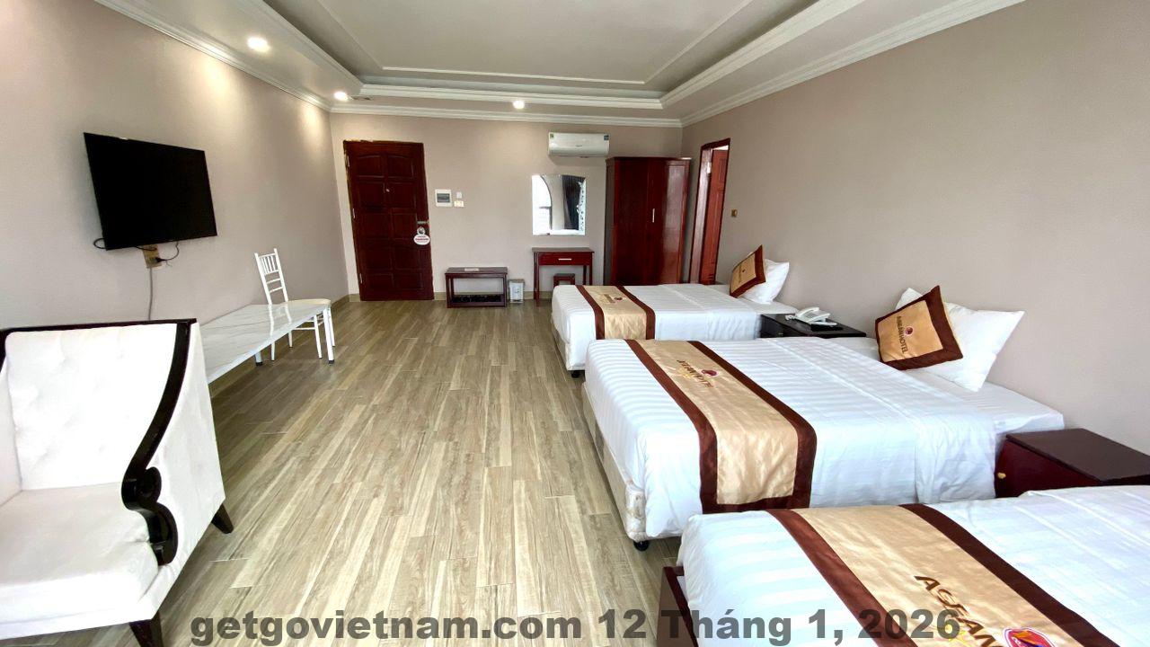 Phòng nghỉ tiêu chuẩn tại Khách sạn Asean Hải Dương với nội thất truyền thống