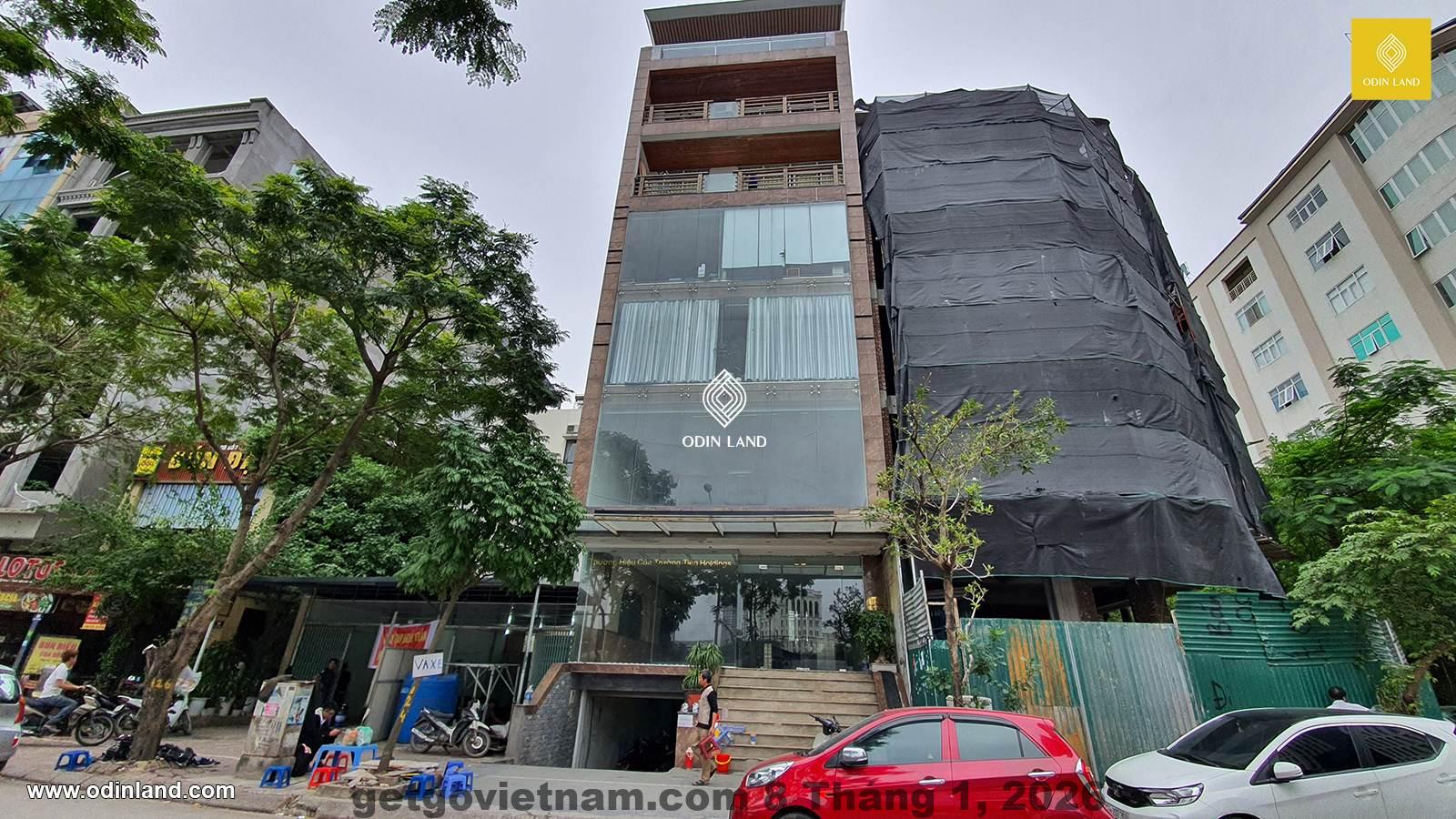 Khu vực ăn uống và hàng quán xung quanh OYO 210 Saki Hotel tại Dịch Vọng Hậu Cầu Giấy