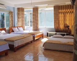 victor-charlie-hostel