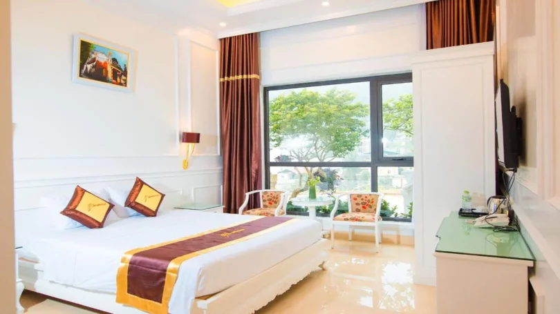 Phòng nghỉ tiêu chuẩn tại khách sạn Paradise Tam Đảo với nội thất cơ bản
