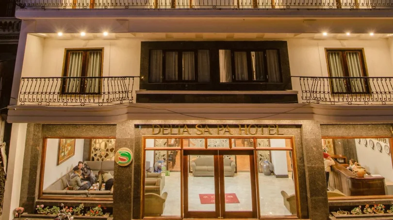 Khu vực mặt tiền Swan Sapa Hotel – khách sạn phân khúc phổ thông tại trung tâm Sa Pa