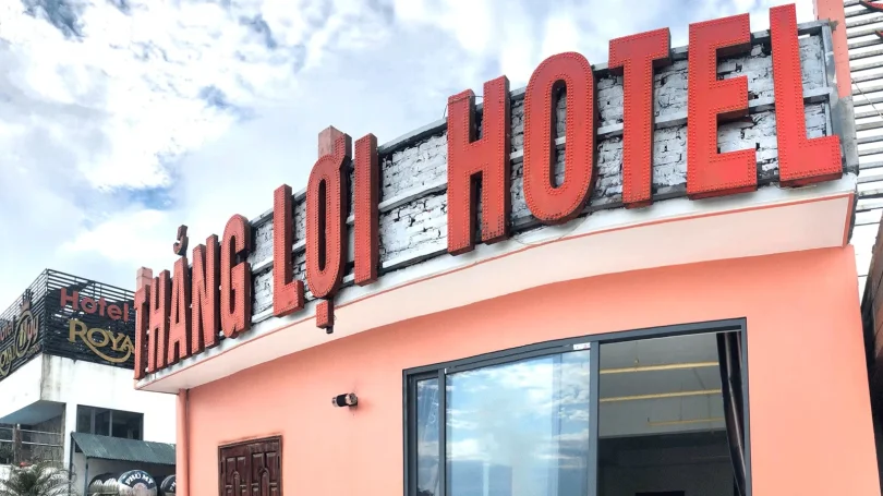 Không gian phòng nghỉ tại Hà Thành Hotel Tam Đảo với nội thất cơ bản