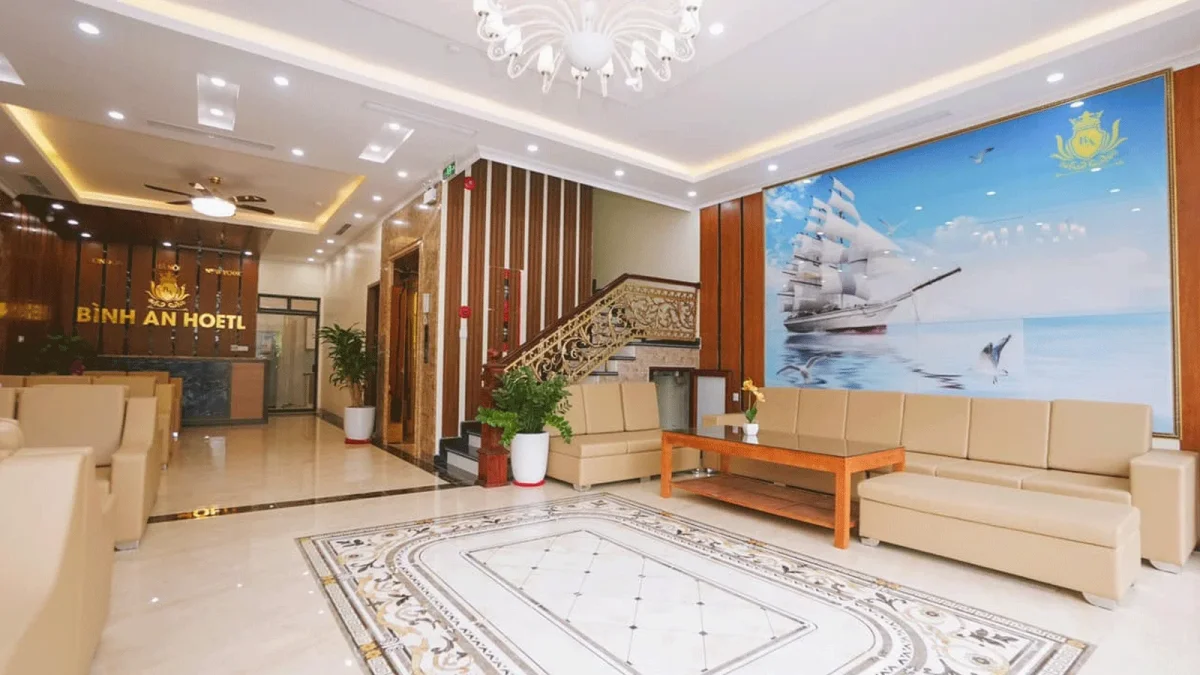 Khu vực lễ tân Bình An Hotel Hạ Long