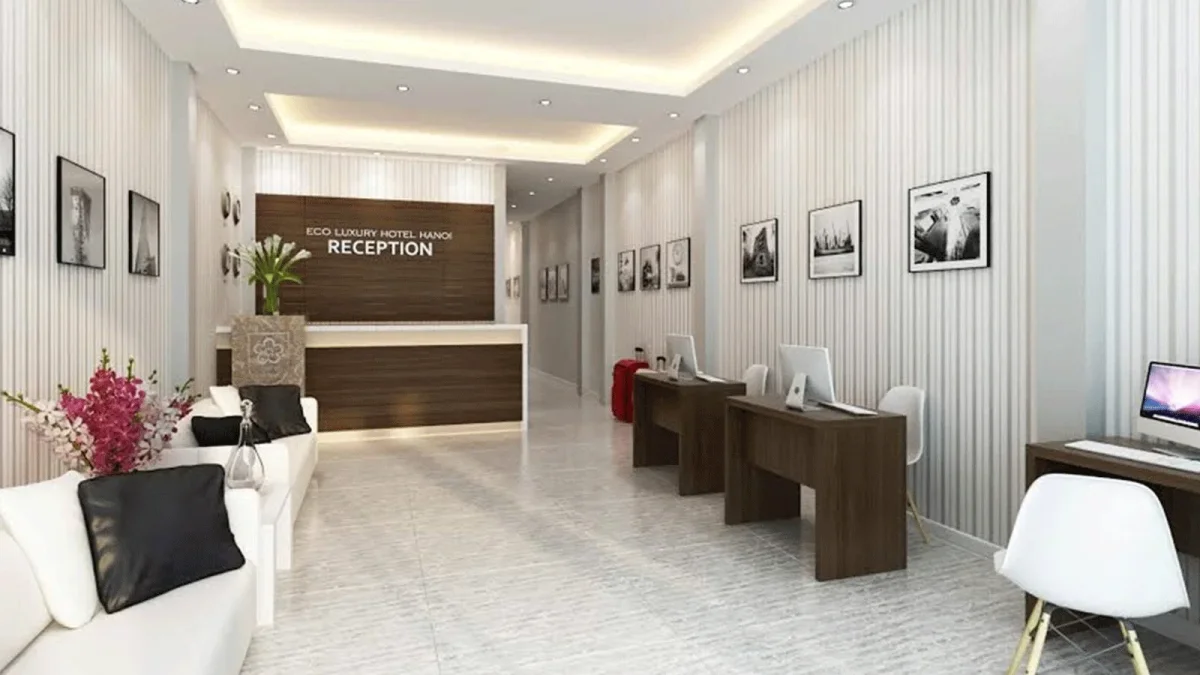 Eco Luxury Hotel Hà Nội Review 2026: Có Đáng Ở Giữa Phố Cổ? 2 Mặt tiền Eco Luxury Hotel nằm trên phố Cửa Đông, khu vực trung tâm phố cổ Hà Nội