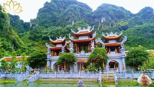 Khu vực Kim Bôi Hòa Bình nổi tiếng với suối khoáng nóng và không gian núi đồi yên tĩnh