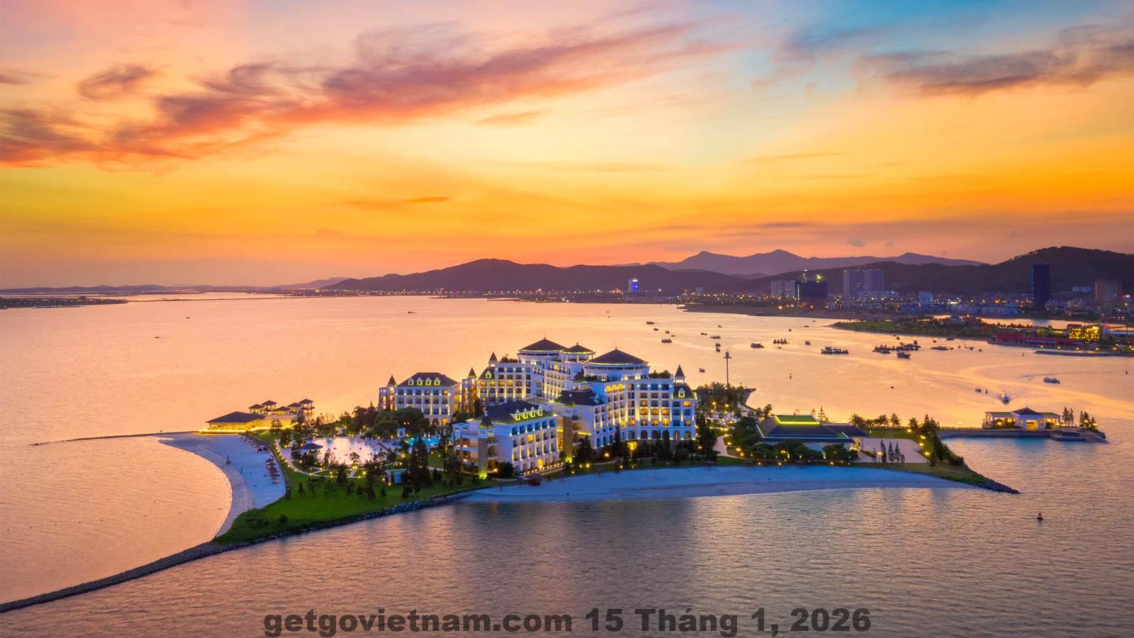 Khu vực Bãi Cháy Hạ Long gần Sun World và các tuyến phố du lịch